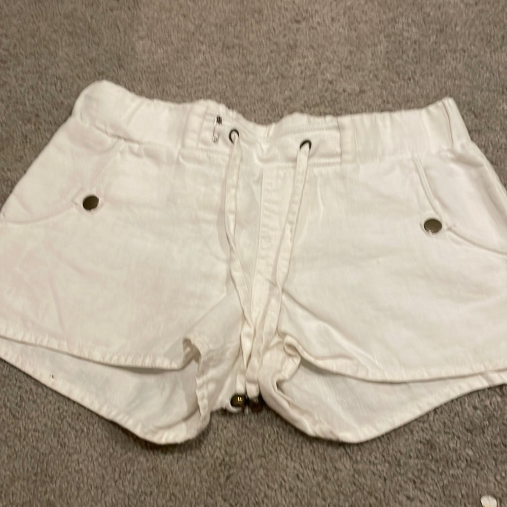 Bebe size extra small linen shorts